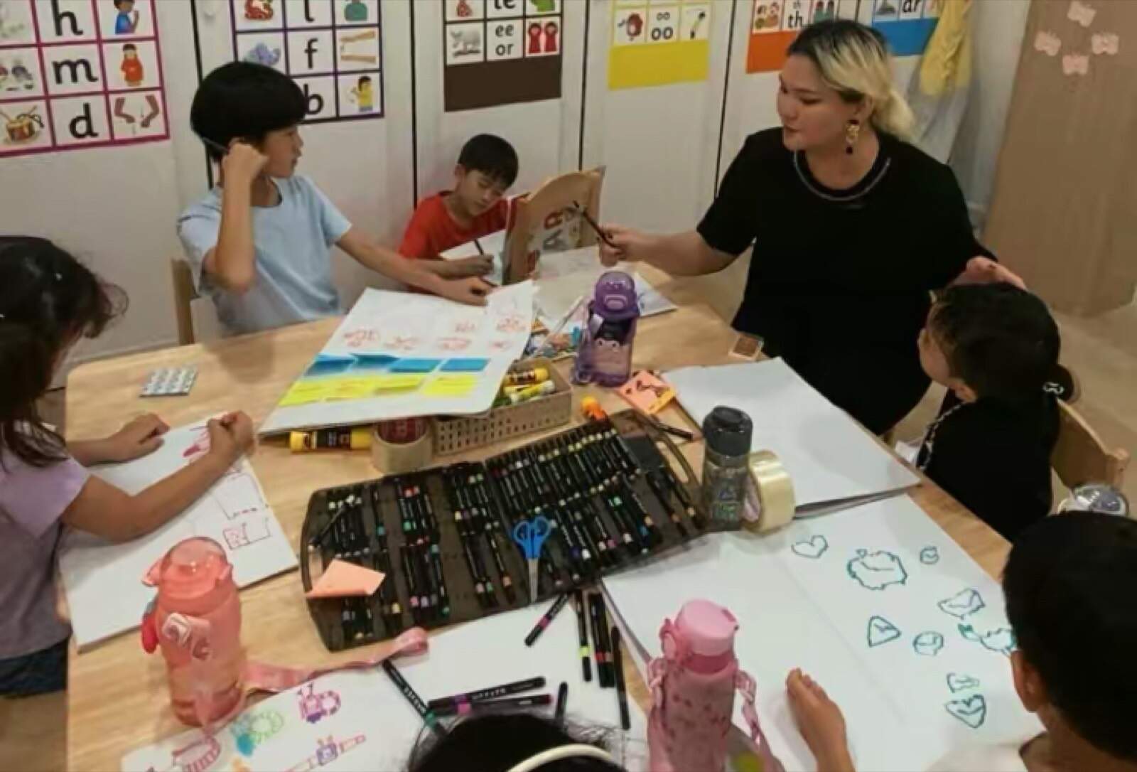 Kids prototyping design challenge Bangkok